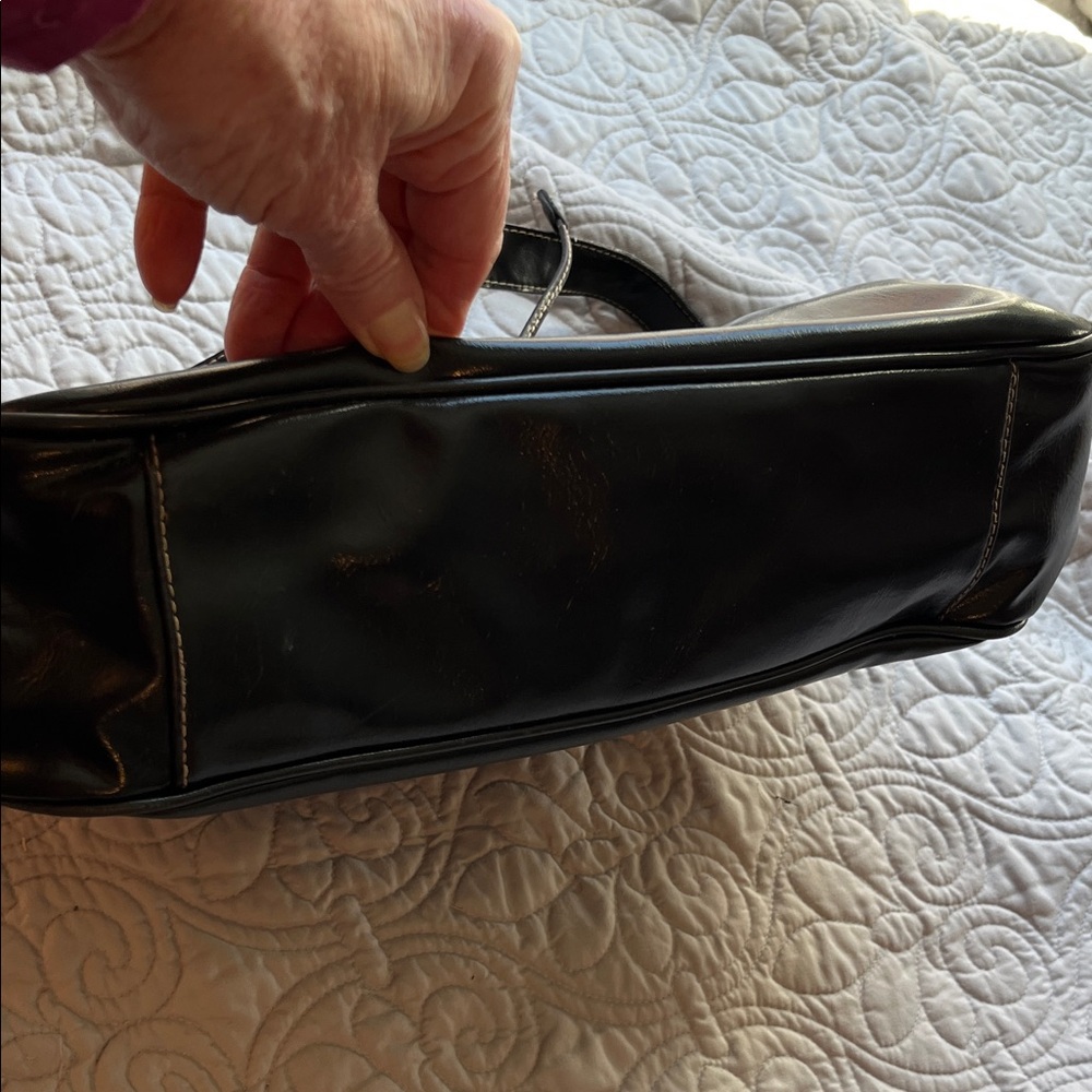 Chic Black Women's Shoulder Bag - Picture 8 of 11